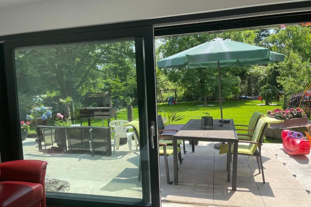 Wunderschoene Terrassenwohnung Mit Blick Ins Gruene! 메어부쉬 외부 사진